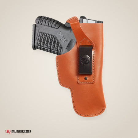 Kaliber Holster studio photo: Springfield Armory XD IWB Leather Holster with Belt Clip (K197)