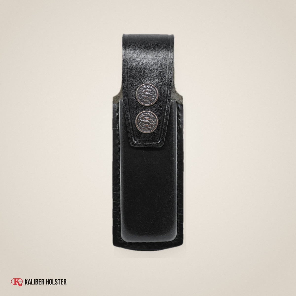 Kaliber Holster studio photo: Leather Single Magazine Pouch/Carrier/Case with Belt Clip for Colt 1911 (KM001)